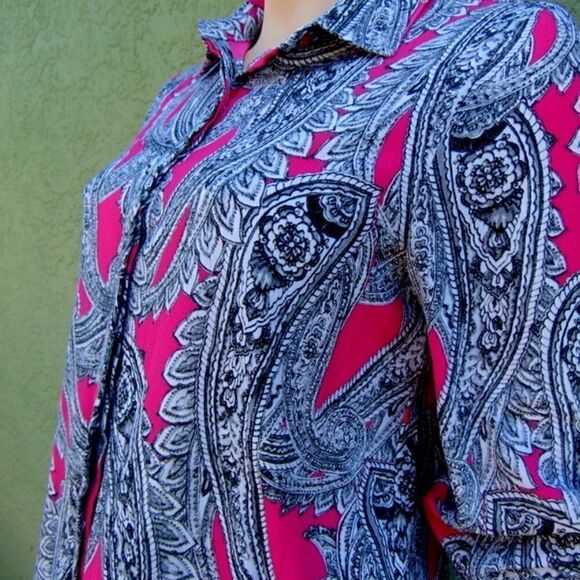EUC INVESTMENTS Black, White & Pink  Paisley Violated Long Sleeve Shirt Petite S - Picture 14 of 15